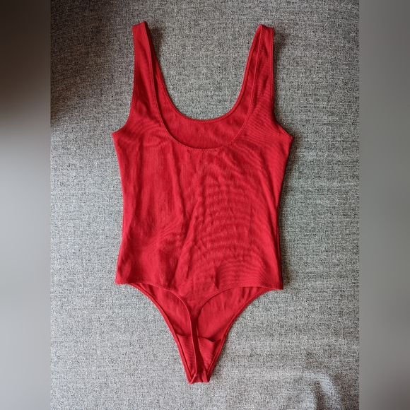 Aritzia Wilfred Bodysuit - Picture 6 of 10